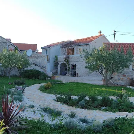 I Violi Stari Grad (Hvar)